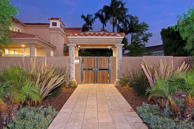 Photo - 927 Tingley Ln