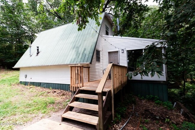Photo - 40 Hickory Ln