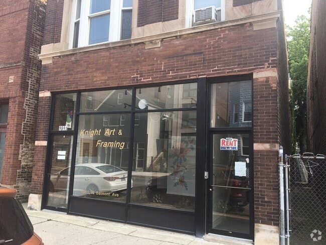 Building Photo - 1911 W Belmont Ave Rental