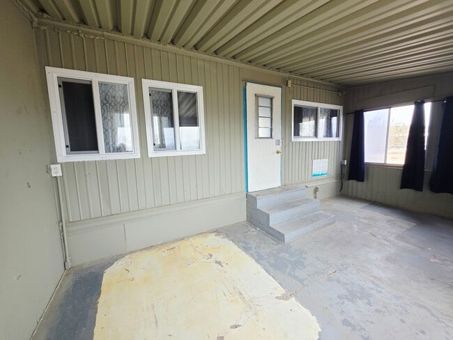 Photo - 1779 Artesia Dr