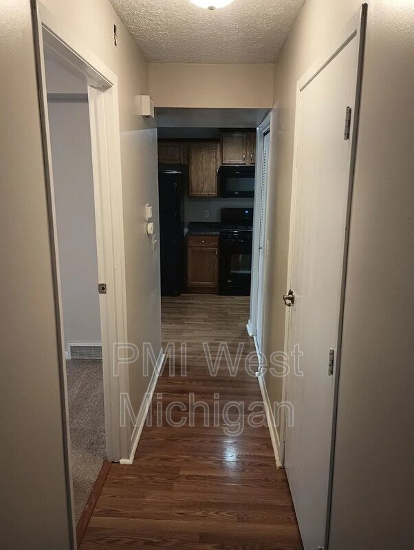 Photo - 5852 Shaw St Unit #1