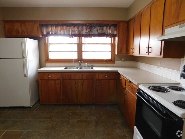 Building Photo - Very nice 2 bedroom/1 bath duplex in NE El... Rental