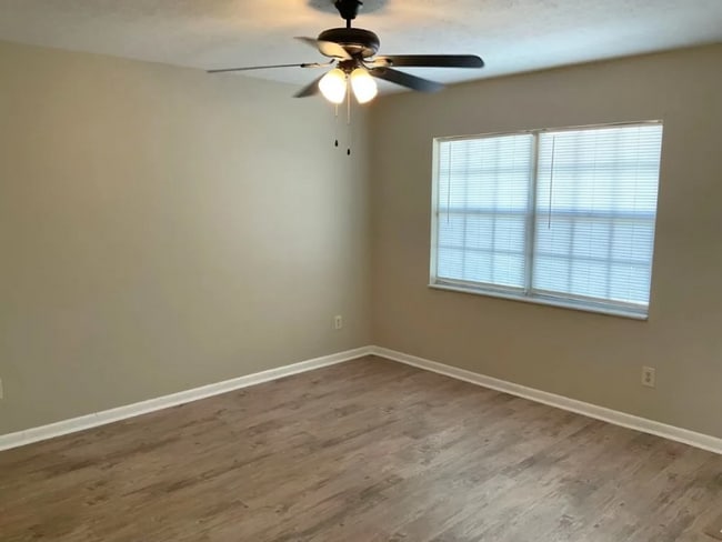 Building Photo - 306 Spring Creek Ave Rental