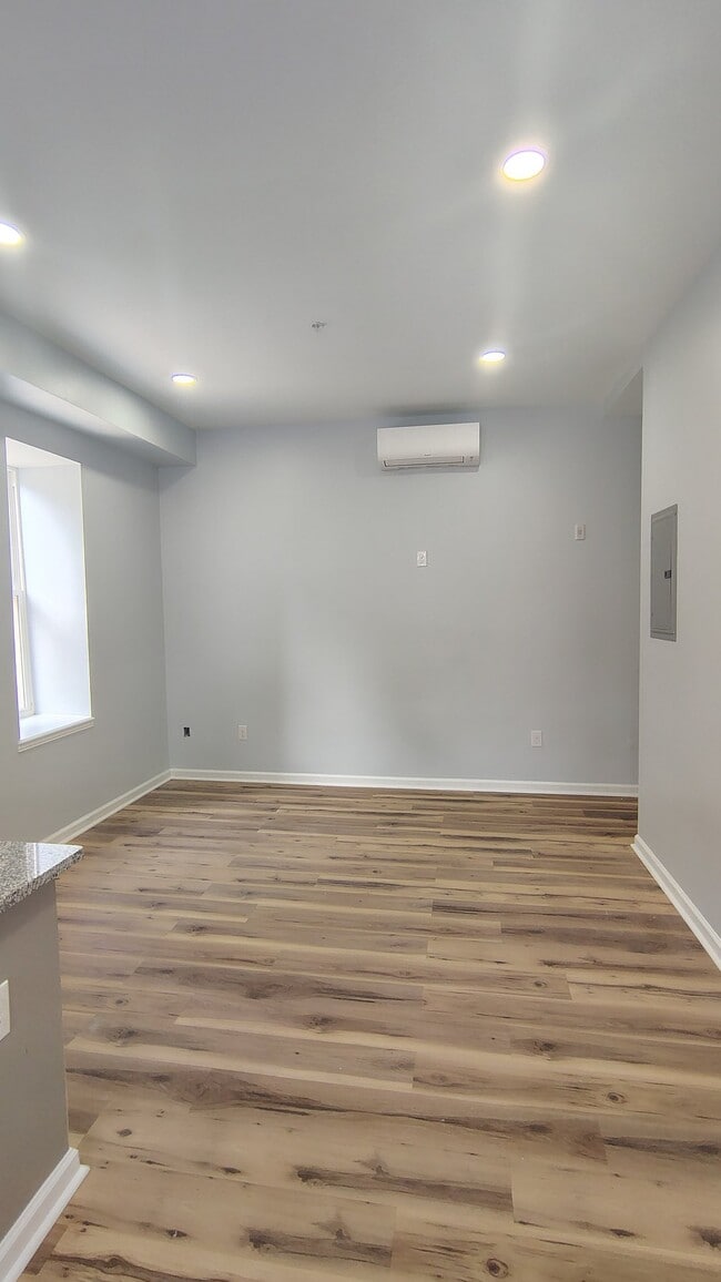 Photo - 3412 N 19th St Unit 2