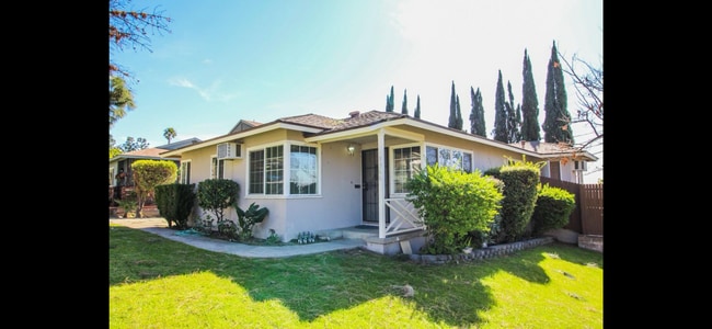 Building Photo - 9966 Glencrest Cir Rental