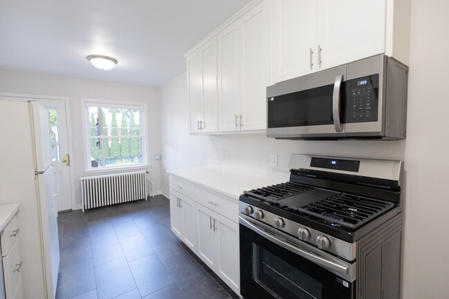 Photo - 1337 Randolph Ave