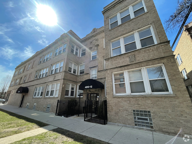 Building Photo - 1940 W Lawrence Ave Unit 4812-1 Rental