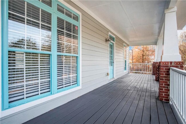 7 Edwin Pl NW