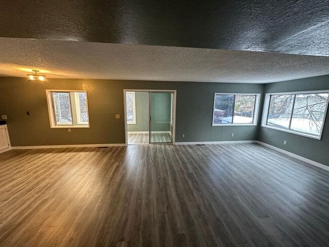 Photo - 1726 Kimberly Dr