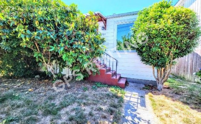 Photo - 7721 Earl Ave NW