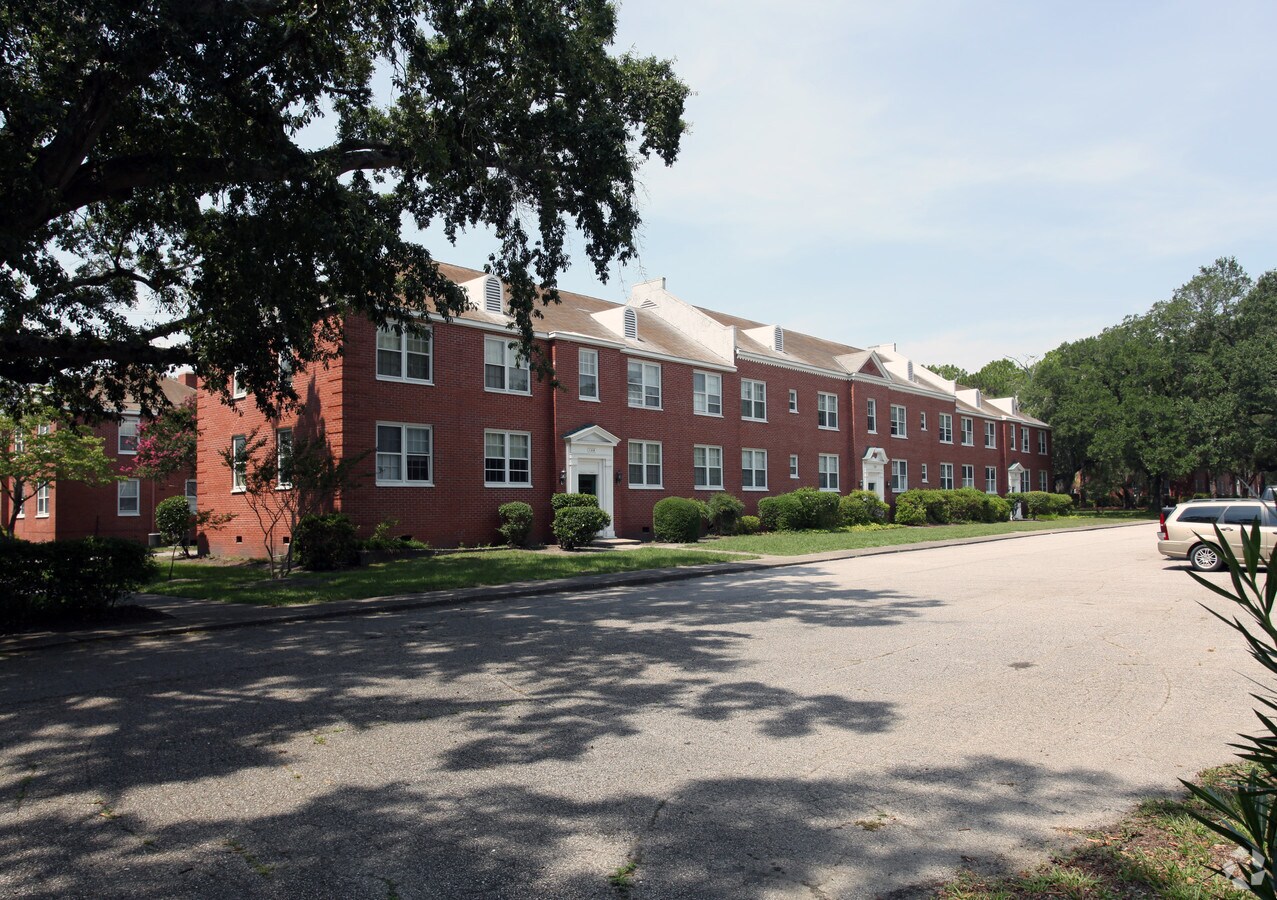 Photo - Oleander Court Apartments
