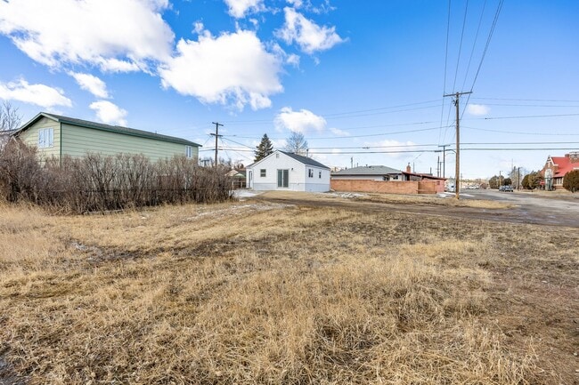 Photo - 2403 S Main St