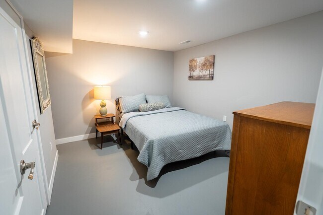 Photo - 1140 St Christopher St