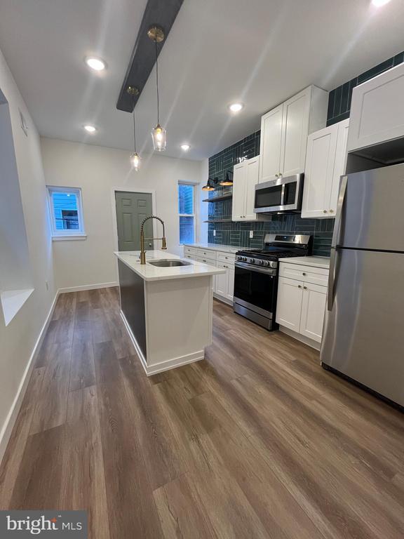 Photo - 5712 Cedar Ave