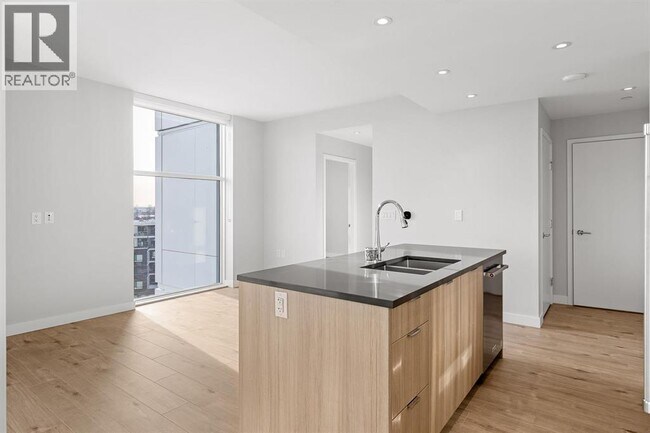 3430 E Kent Avenue S Unit 210X
