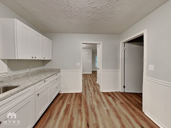 1125 Curtis Dr