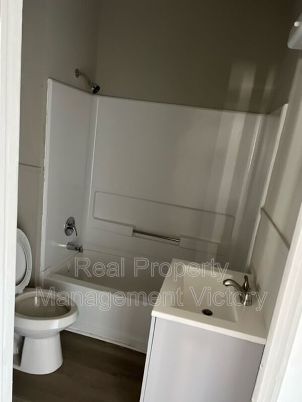 Photo - 4909 Avenue R