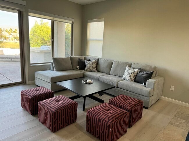 80632 Avenida San Ignacio