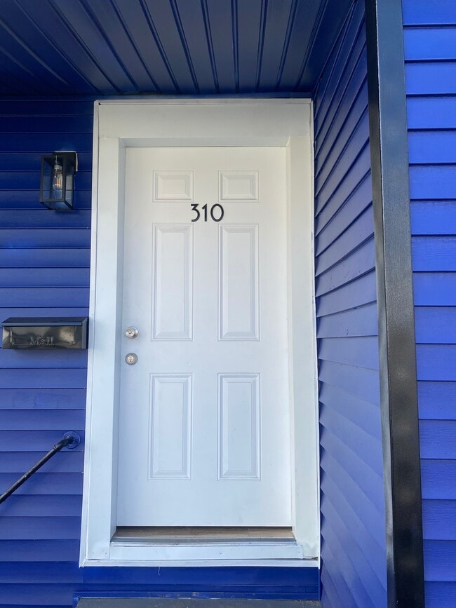 Photo - 310 N 27th St