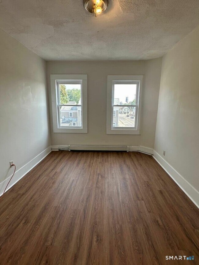 Photo - 36 Truman St Unit D