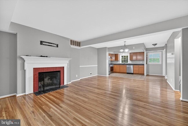 Photo - 7601 Tiverton Dr
