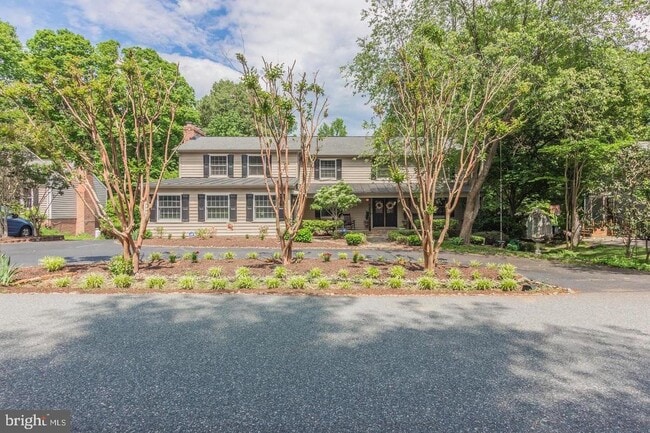 Building Photo - 607 Lancaster St