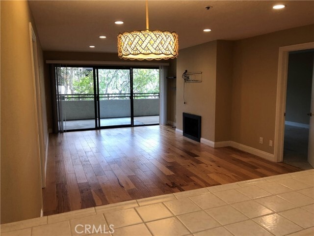 Building Photo - 220 Nice Ln Unit 112