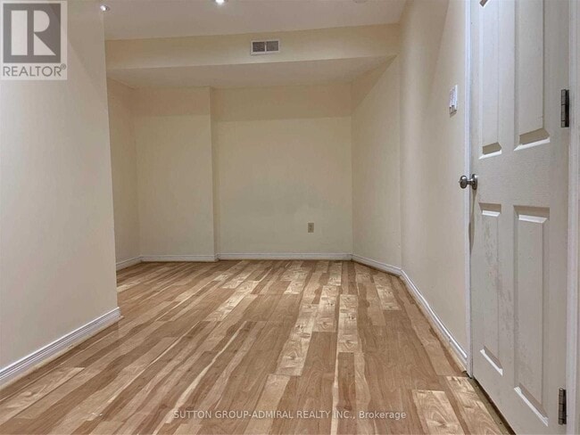 Photo - 29 Estoril St