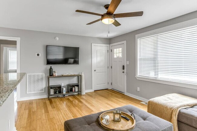 Photo - 1712 17th Ave N Unit ID1051718P