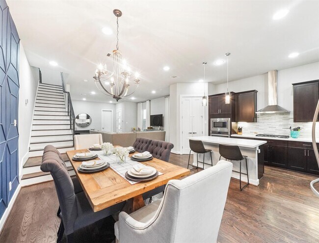 Photo - 1309 Laird St