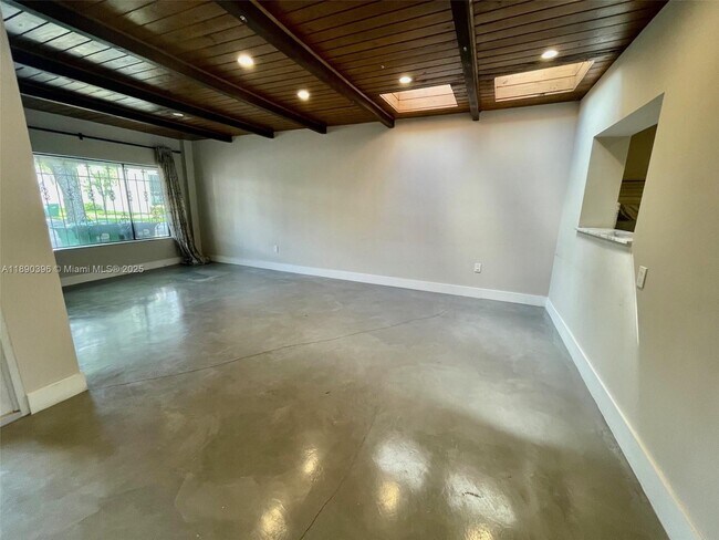 Photo - 9007 SW 62nd Terrace