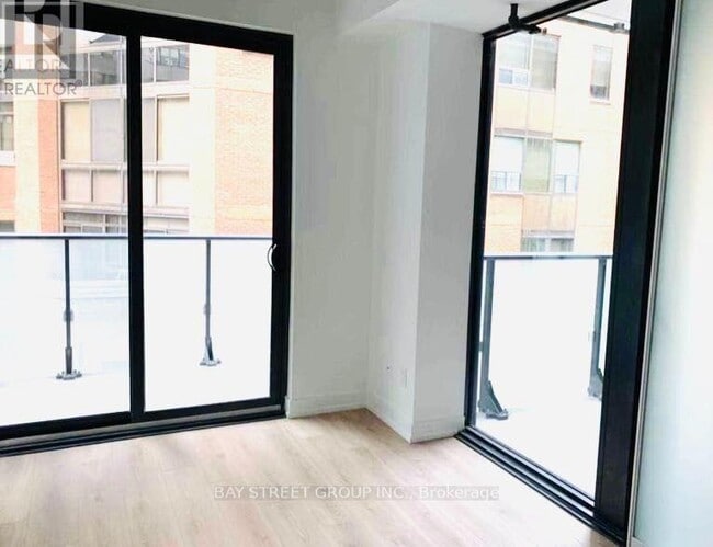 Photo - 161 Roehampton Ave Unit 320