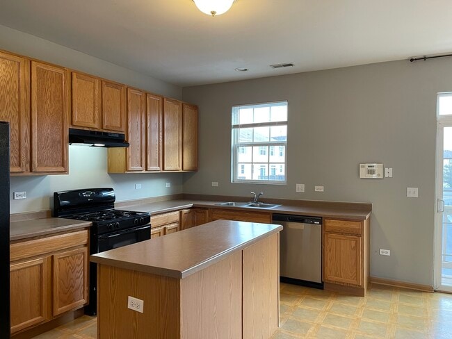 Photo - 1353 W Alder Creek Dr