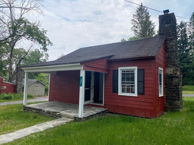 Photo - Chestnut Grove Village 08