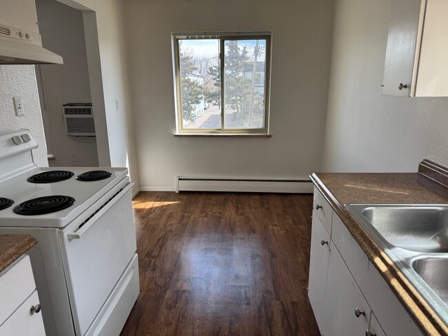 Photo - Moline Apartments