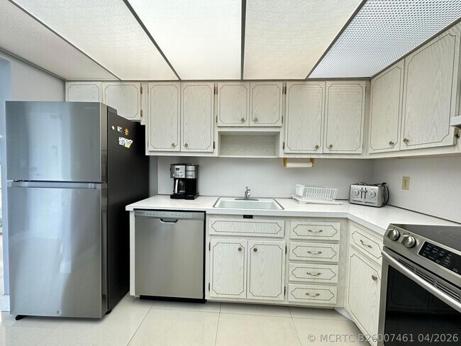 Photo - 1985 S Ocean Dr Unit 21a