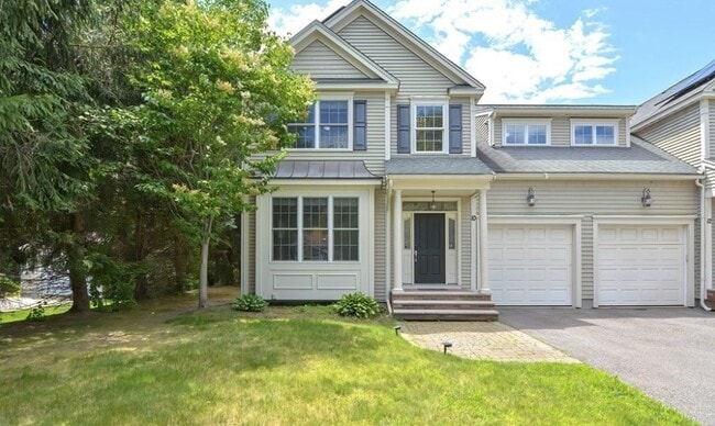 Building Photo - 10 Lupine Rd