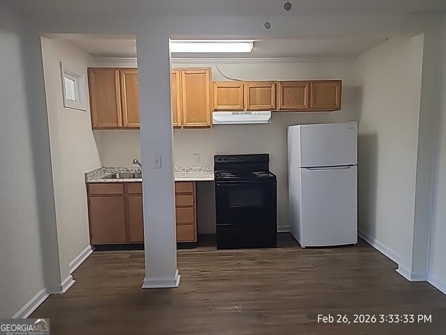 Building Photo - 1124 N Jefferson St Unit APT 7