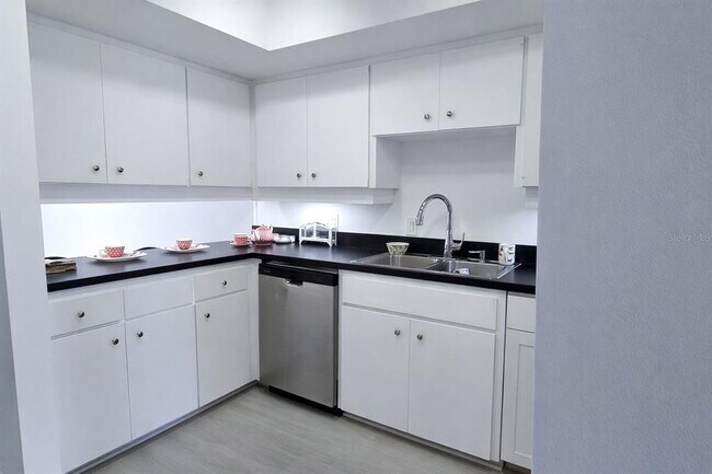 Photo - 1502 Lake Buckeye Rd