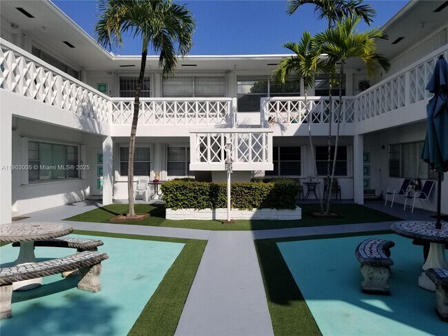 Photo - 1005 S 17th Ave Unit 1