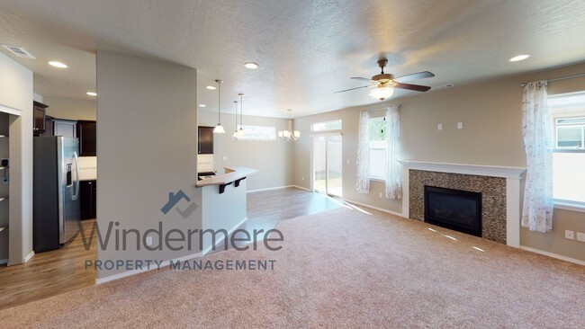 Photo - 1309 S W Virginia St