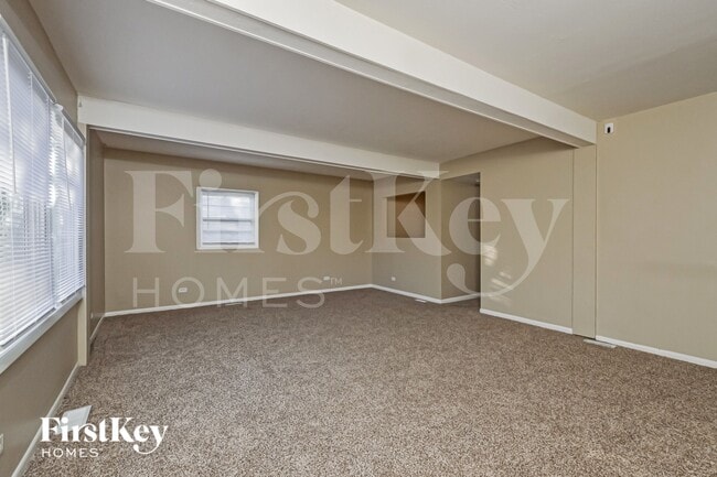 Photo - 26646 Elmwood Ave