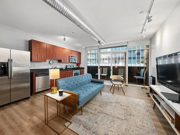 Photo - 100 E Gay St Unit 19