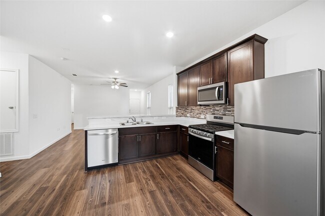 16306 Fontana Ct