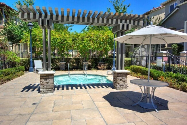 Photo - $3995 / 3BR - GORGEOUS NEWER MILPITAS HOME