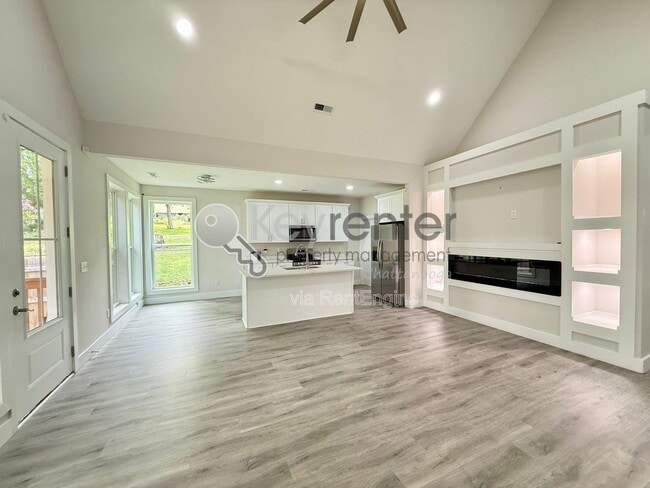 Photo - 732 Belle Vista Ave