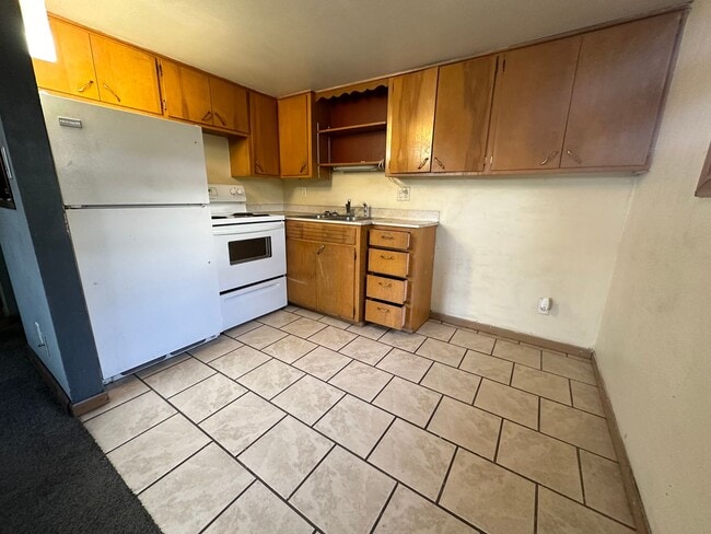 Building Photo - 506 1st Ave NE Unit A Rental