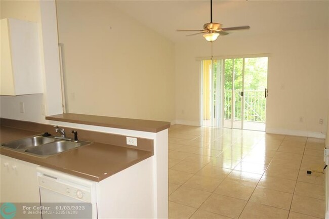 Photo - 5580 NW 61st St Condominio Unidad 626