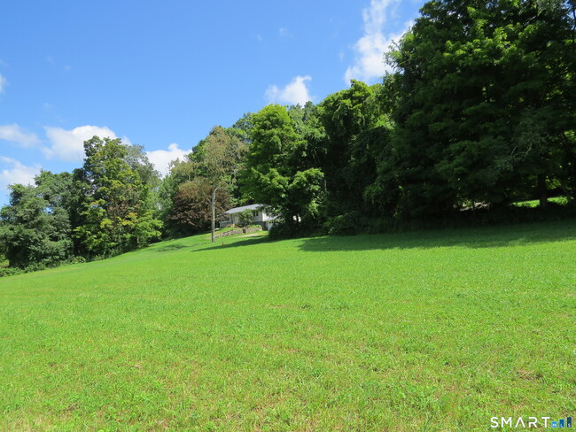 211 Kent Hollow Rd