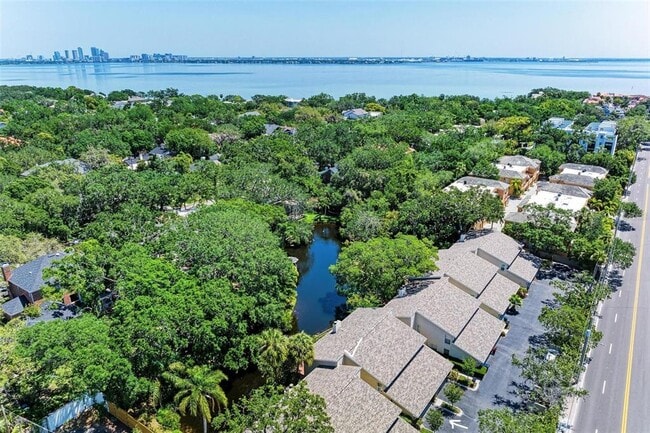Photo - 2927 W Gandy Blvd